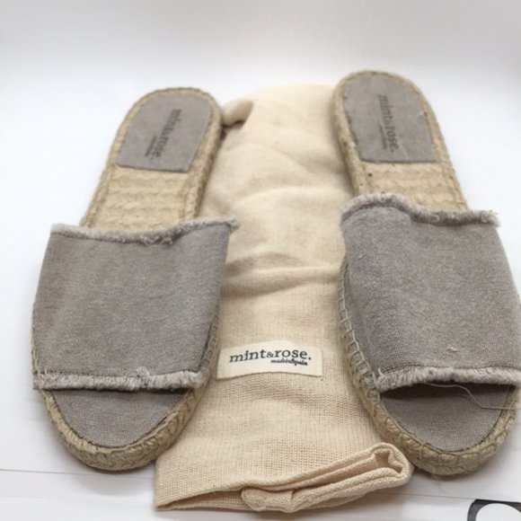 Mint&Rose Shoes - Olivia slide sandal Size 10 (Narrow) Gray canvas/leather